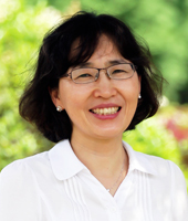 김윤희 교수.jpg